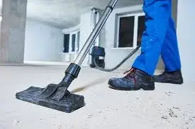 Baureinigung durch AS Facility Services auf einer Baustelle vor der Übergabe